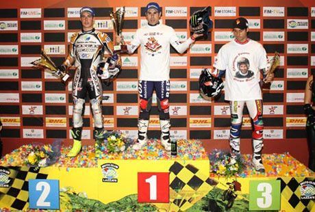 bou_podium_ind12