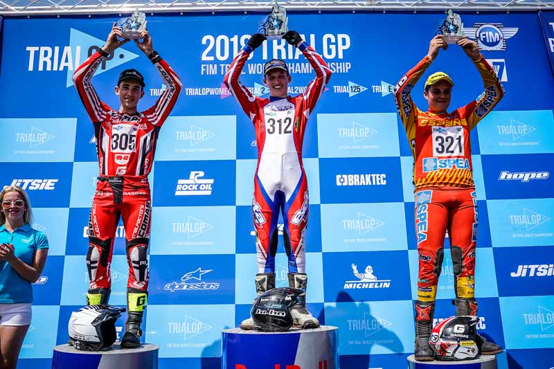 podium gp portugal trial125